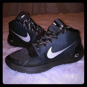 Nike kdtrey5 sneakers